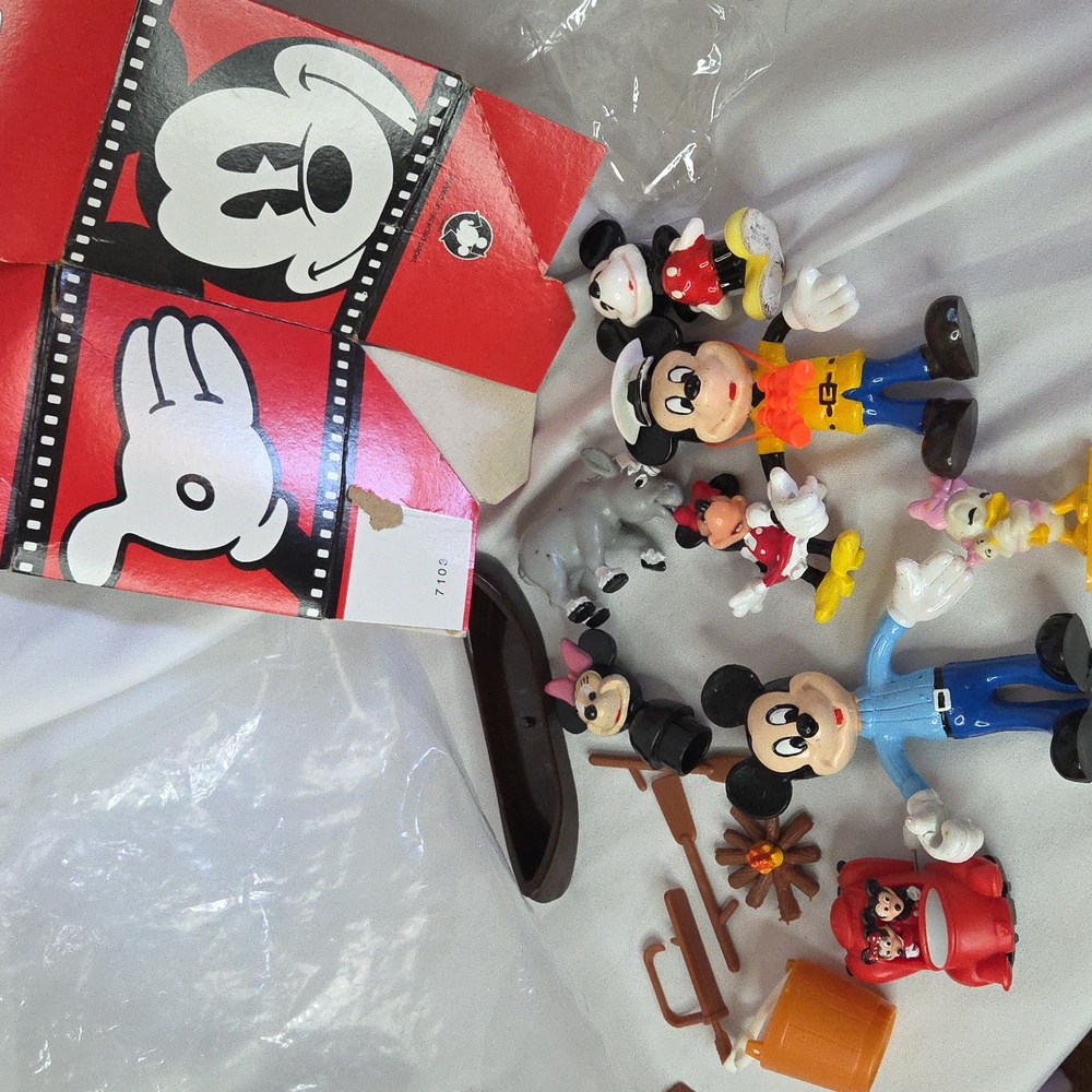 Vintage Disney Minnie Mickey Daisy Duck cake topper action figures 80s 90s Set